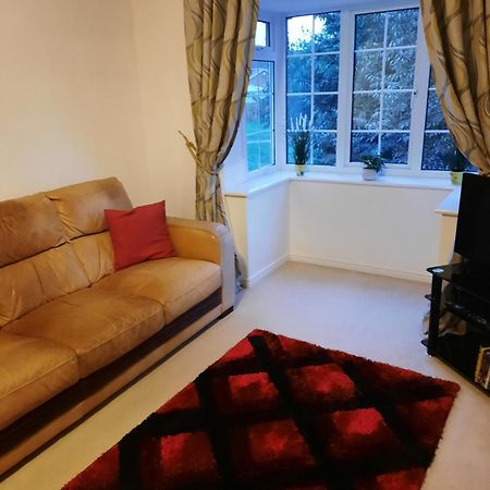 Appartamento Redmire - 2 Bed 1St Floor Flat Overlooking Green Darlington  Esterno foto