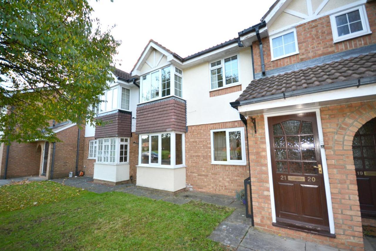 Appartamento Redmire - 2 Bed 1St Floor Flat Overlooking Green Darlington  Esterno foto