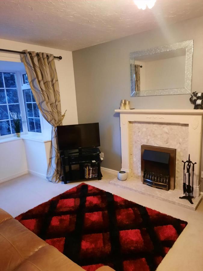 Appartamento Redmire - 2 Bed 1St Floor Flat Overlooking Green Darlington  Esterno foto